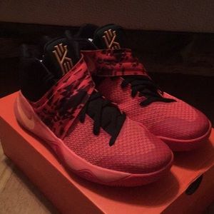 Nike Kyrie 2 “Inferno”